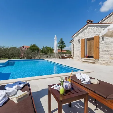 Stella Casa de Férias Srbinjak